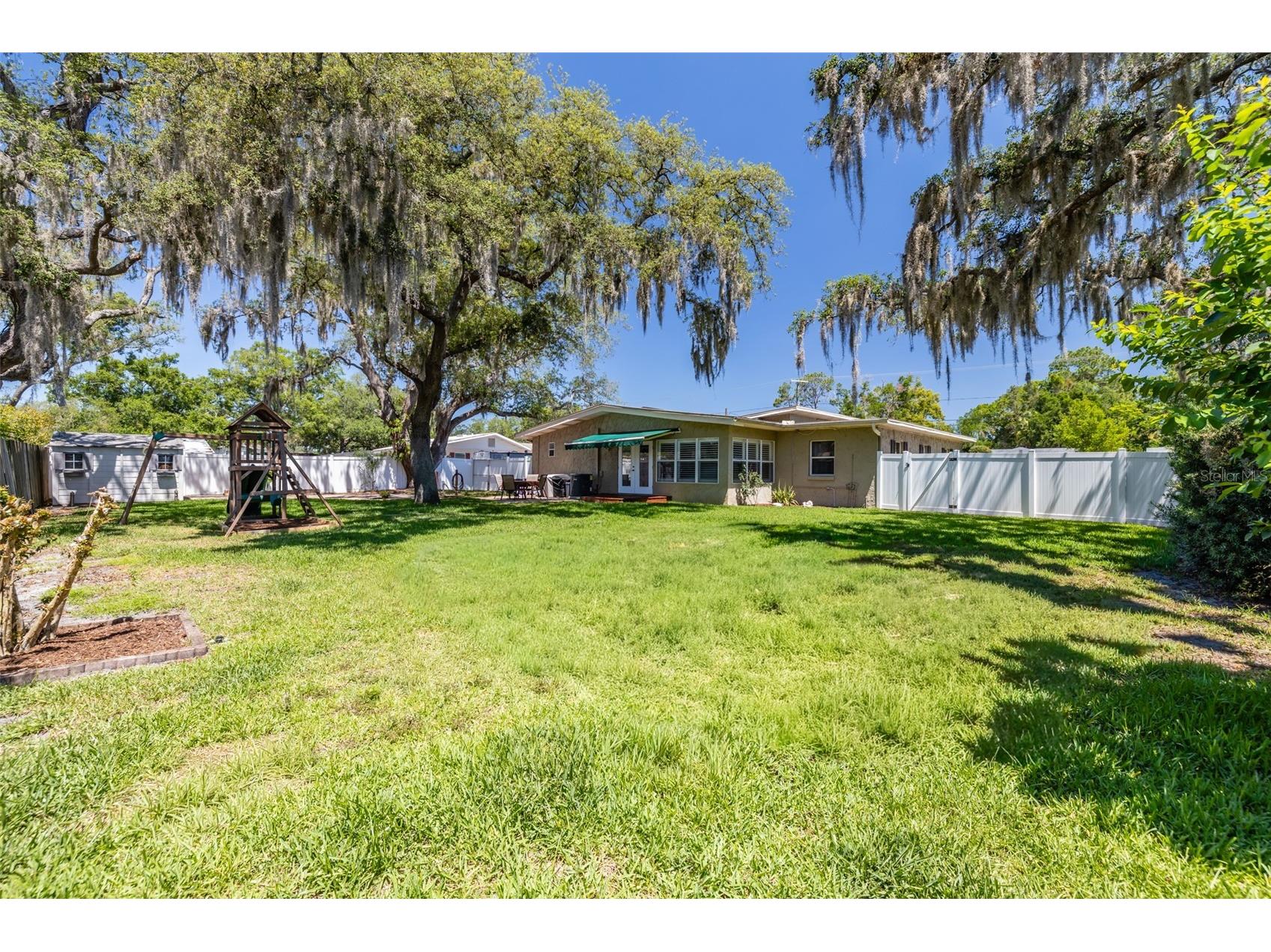 2532 Lake Ellen Lane Tampa FL 33618 TB8509395 image16