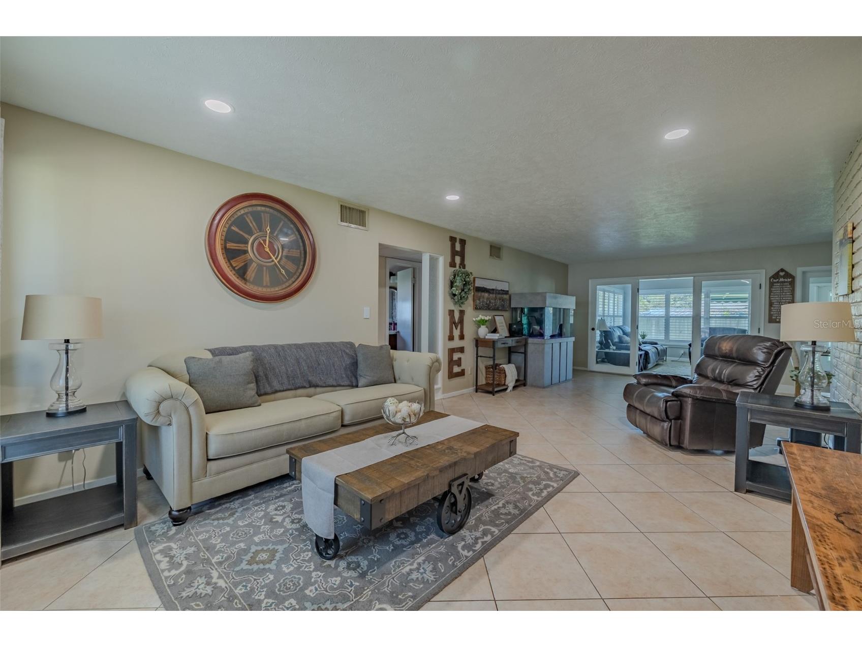 2532 Lake Ellen Lane Tampa FL 33618 TB8509395 image18