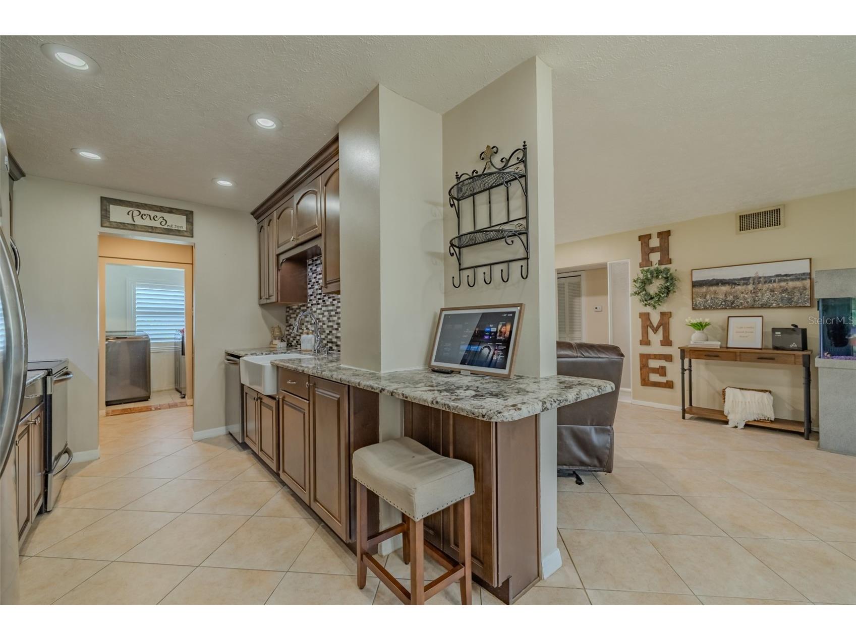 2532 Lake Ellen Lane Tampa FL 33618 TB8509395 image29