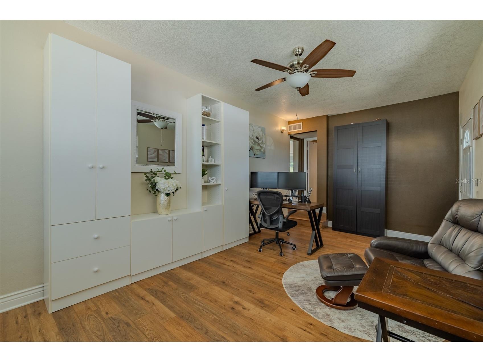 2532 Lake Ellen Lane Tampa FL 33618 TB8509395 image37