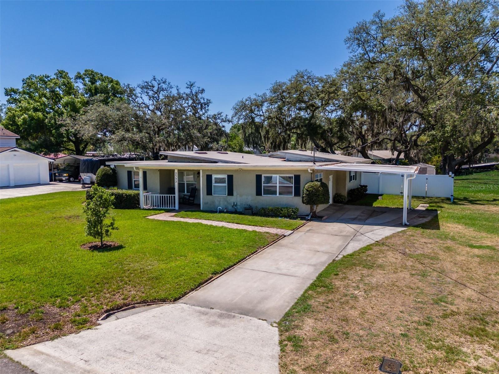 2532 Lake Ellen Lane Tampa FL 33618 TB8509395 image5
