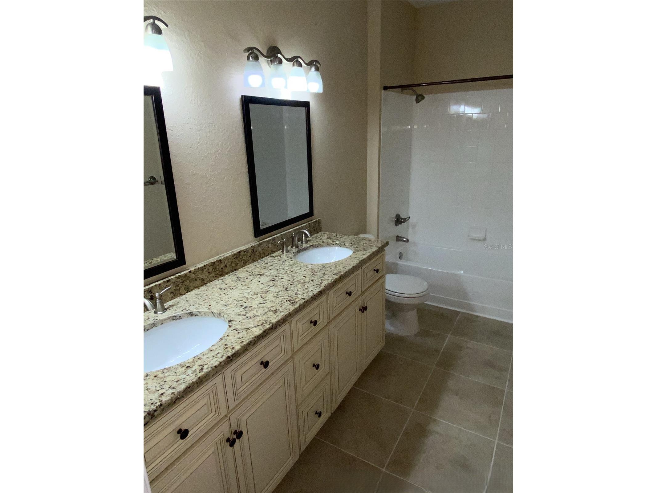 2532 Robert Trent Jones Drive #1520 Orlando FL 32835 O6381477 image10