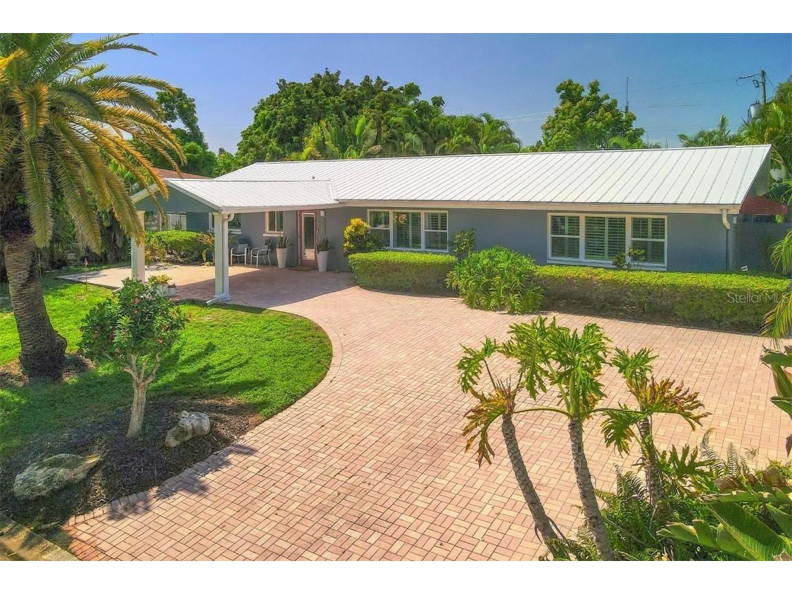 2532 Sunnybrook Drive Sarasota FL 34239 A4617441 image1
