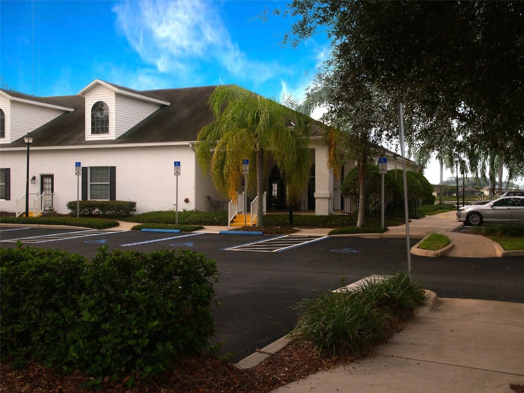 25327 Temple Court Leesburg FL 34748 O6359586 image37