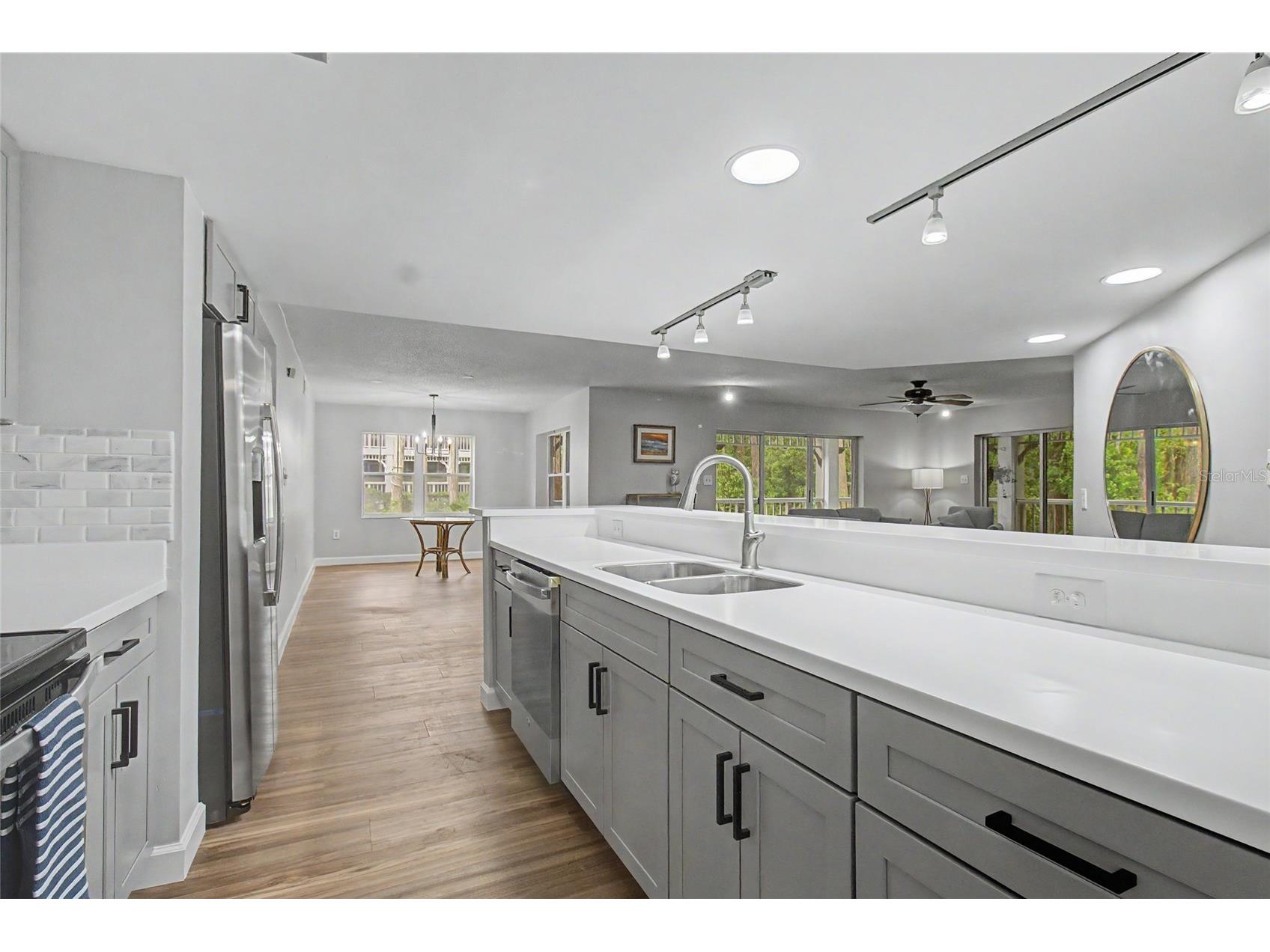 2533 Dolly Bay Drive #107 Palm Harbor FL 34684 - LAKE TARPON TB8507348 image6