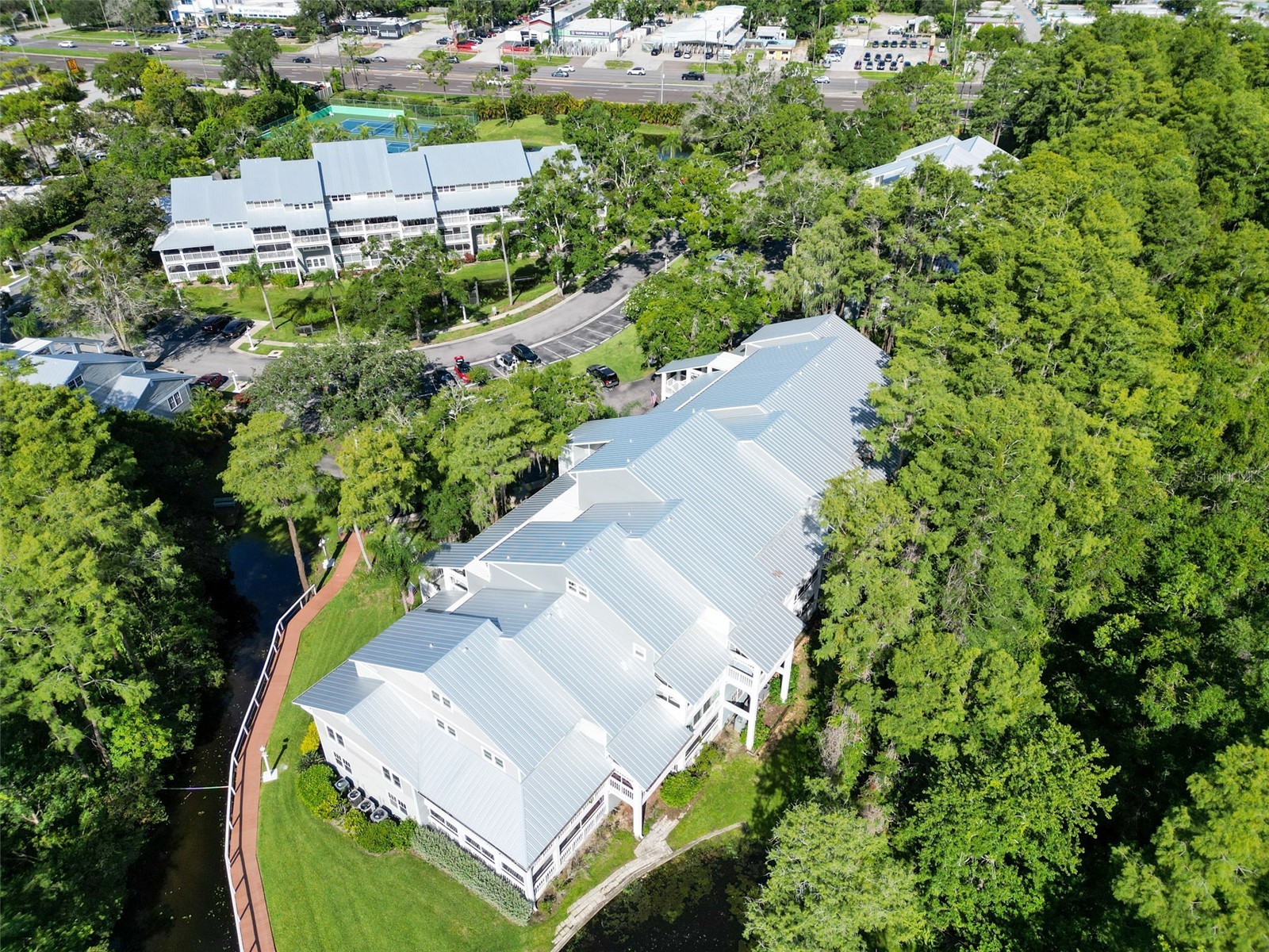 2533 Dolly Bay Drive #203 Palm Harbor FL 34684 - LAKE TARPON TB8386582 image1