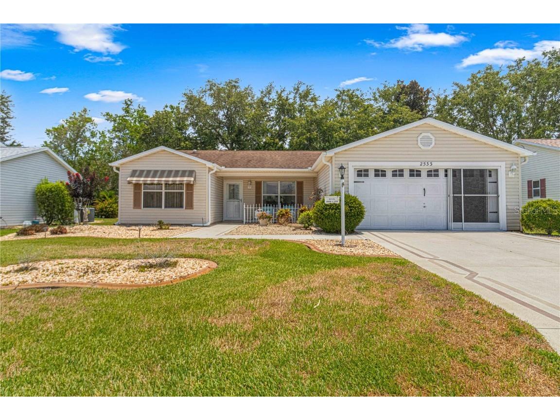 2533 Privada Drive The Villages FL 32162 G5083611 image1