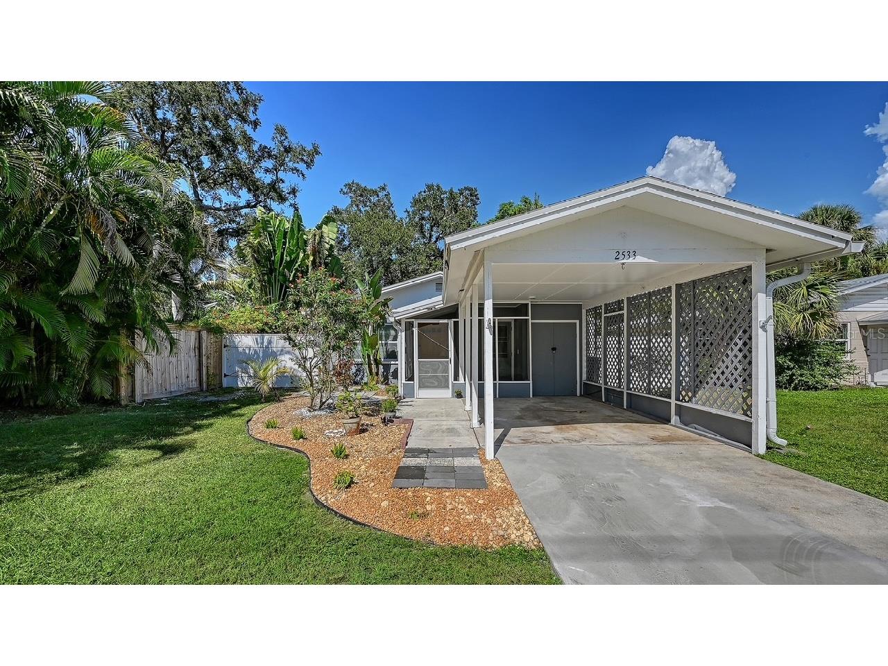 2533 Waldemere Street Sarasota FL 34239 A4681749 image1