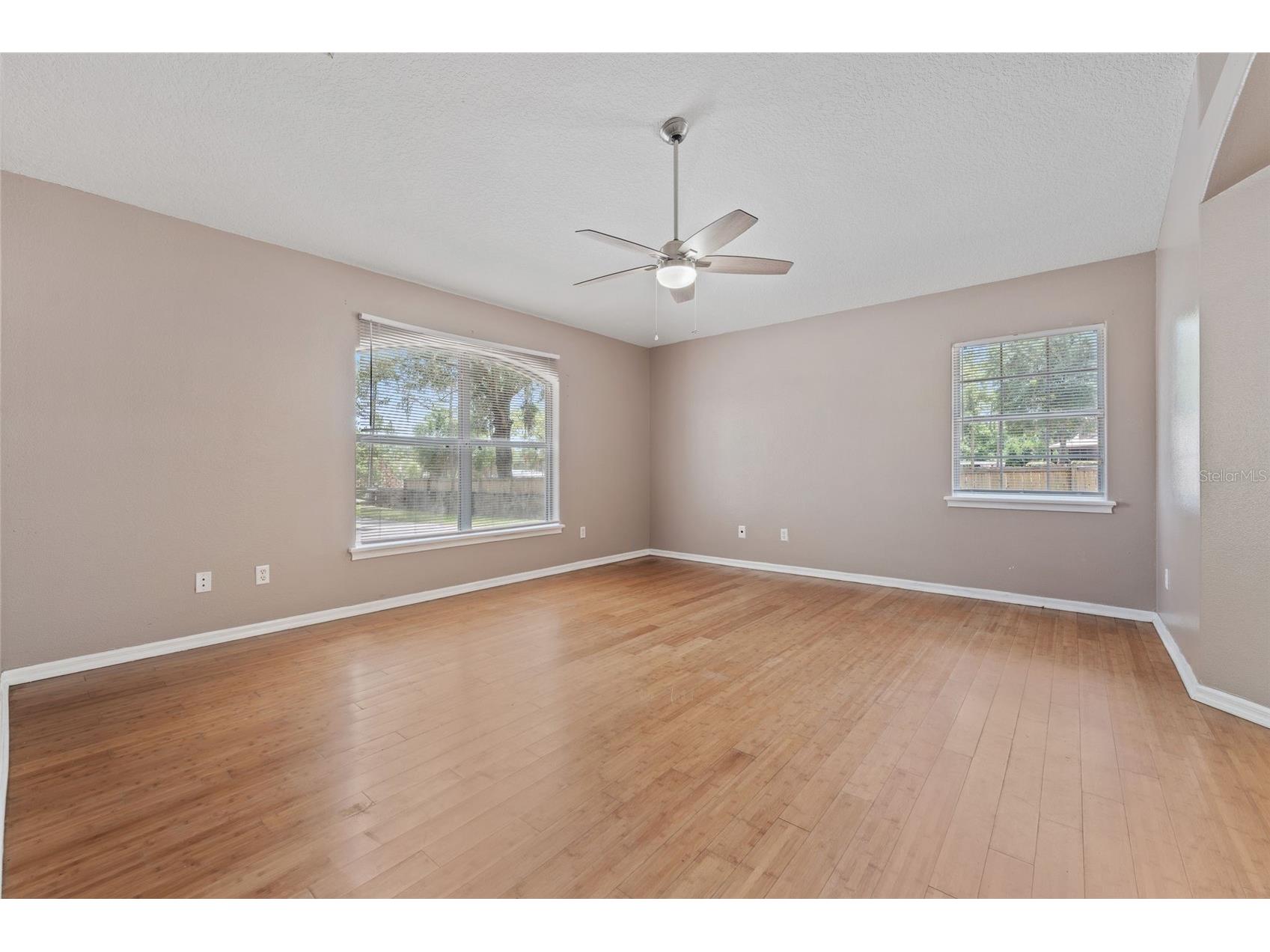 25335 Mardon Circle Paisley FL 32767 S5150892 image16