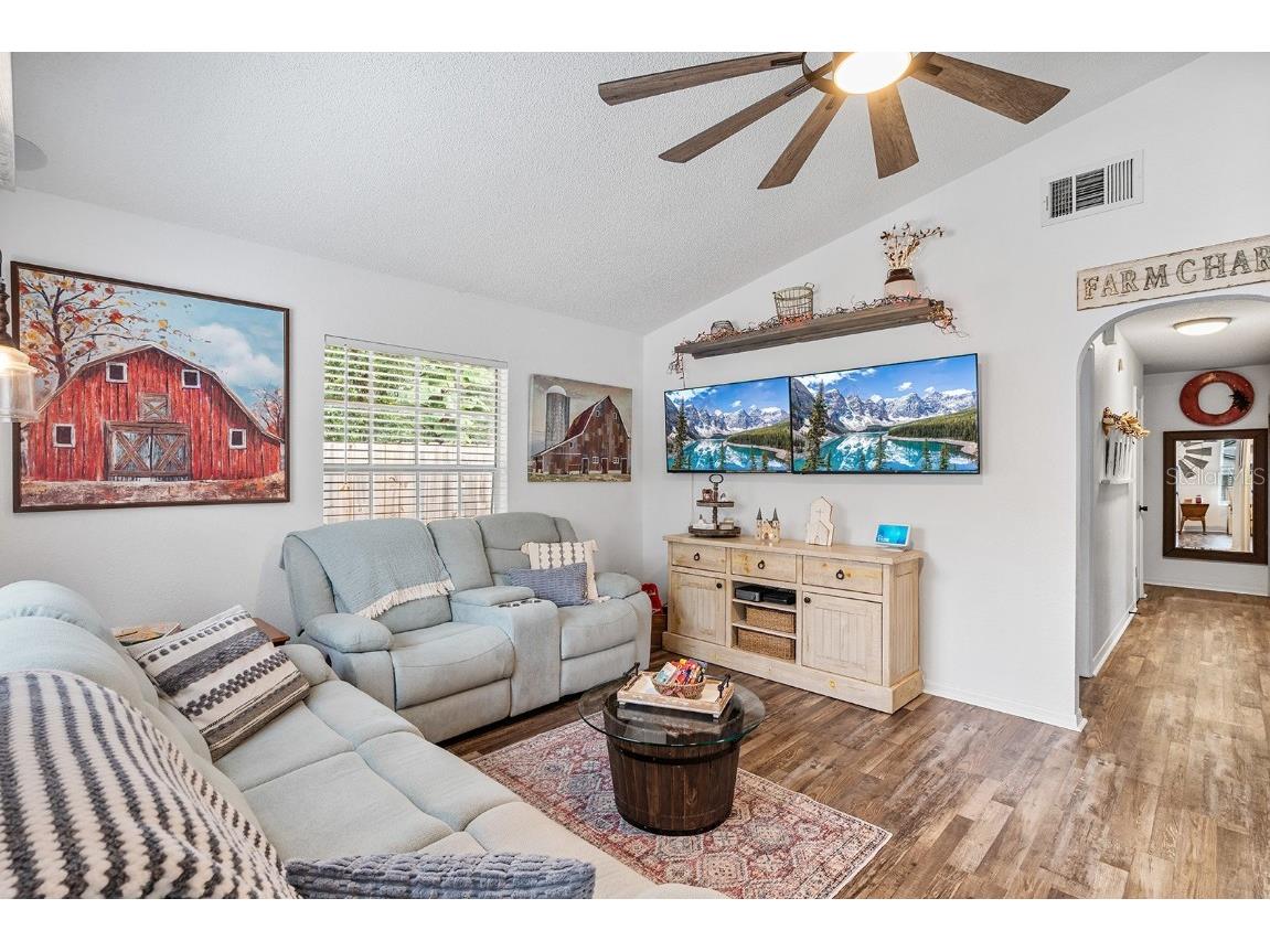 25336 Saint Anne Street Sorrento FL 32776 O6363599 image10