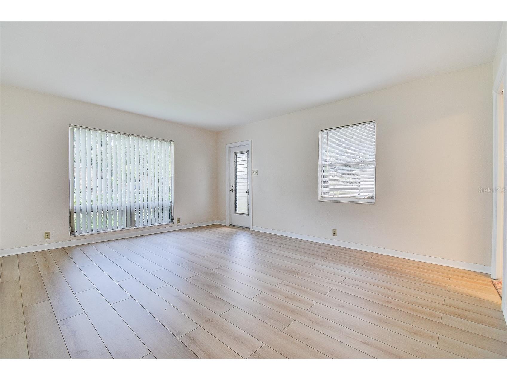 2534 40th Avenue N Saint Petersburg FL 33714 TB8486374 image32