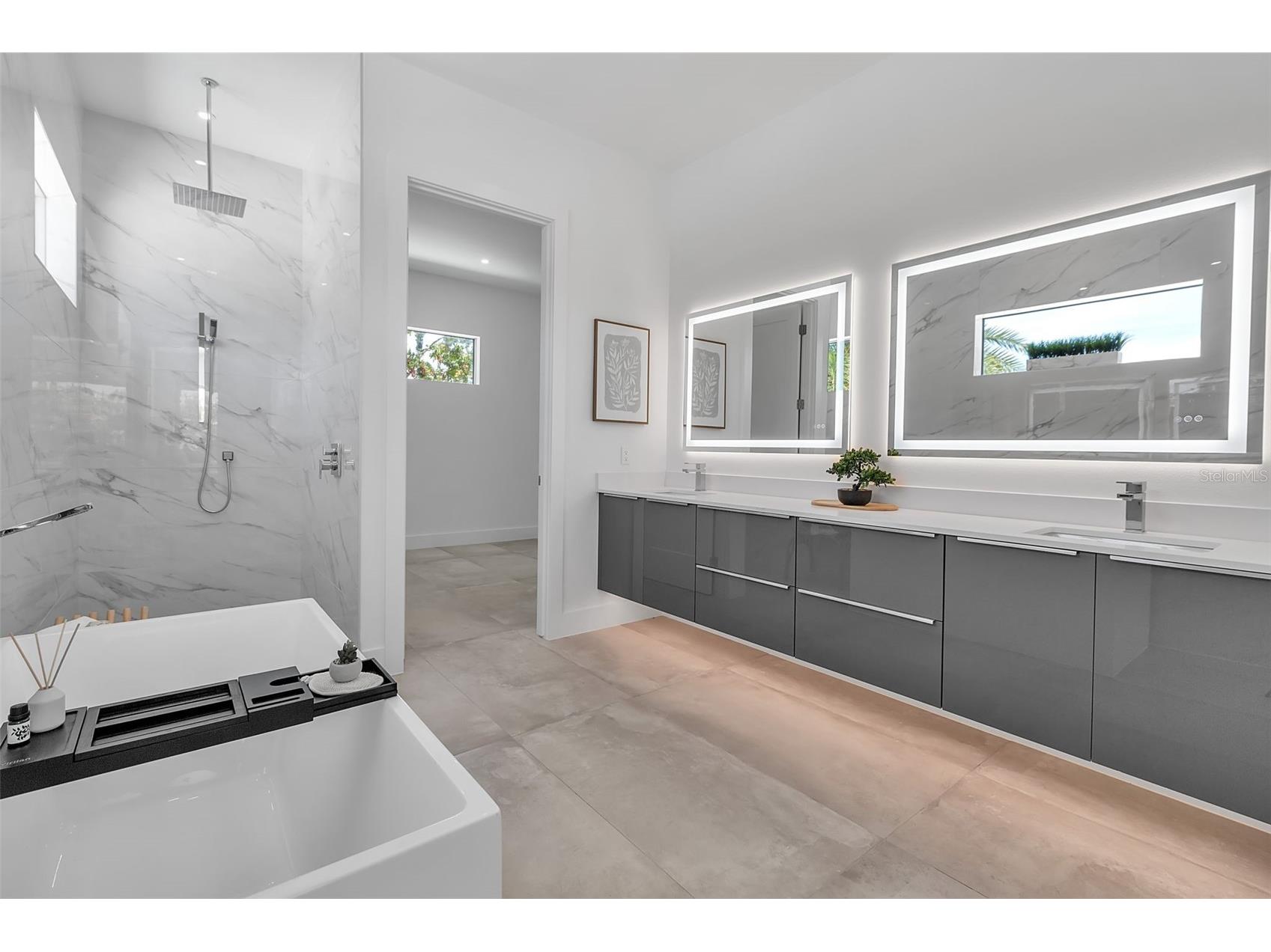 2534 Grove Street Sarasota FL 34239 A4662120 image20
