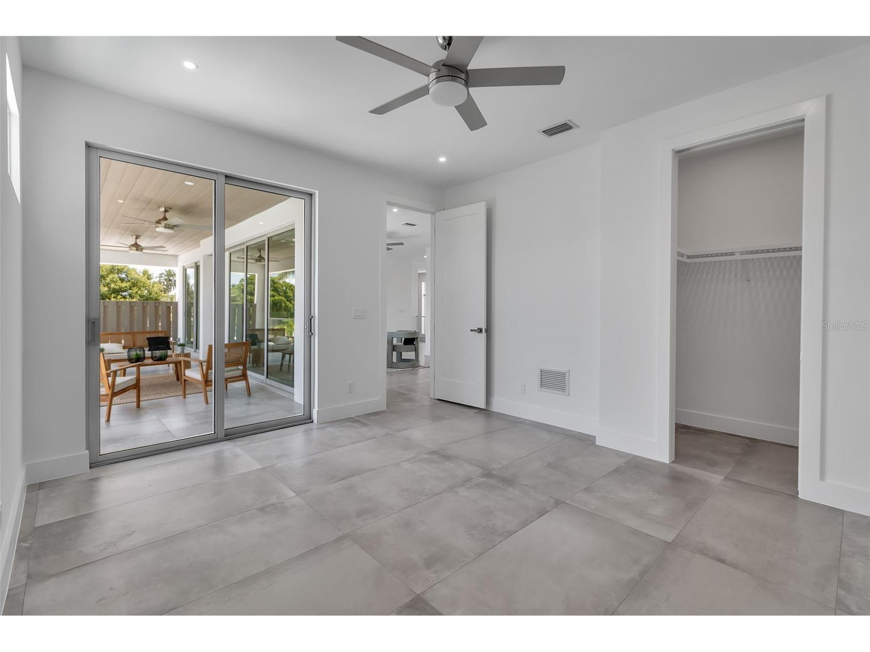 2534 Grove Street Sarasota FL 34239 A4662120 image42