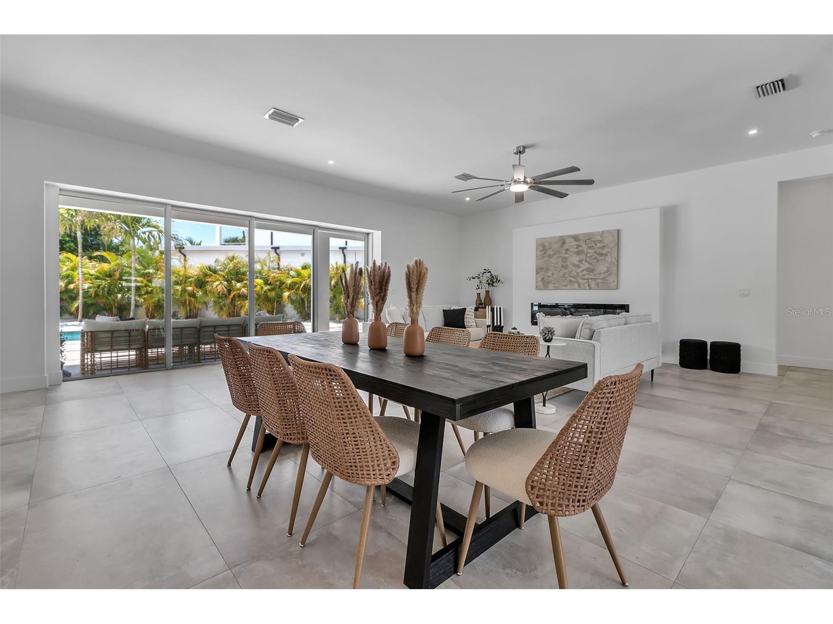 2534 Grove Street Sarasota FL 34239 A4662120 image8