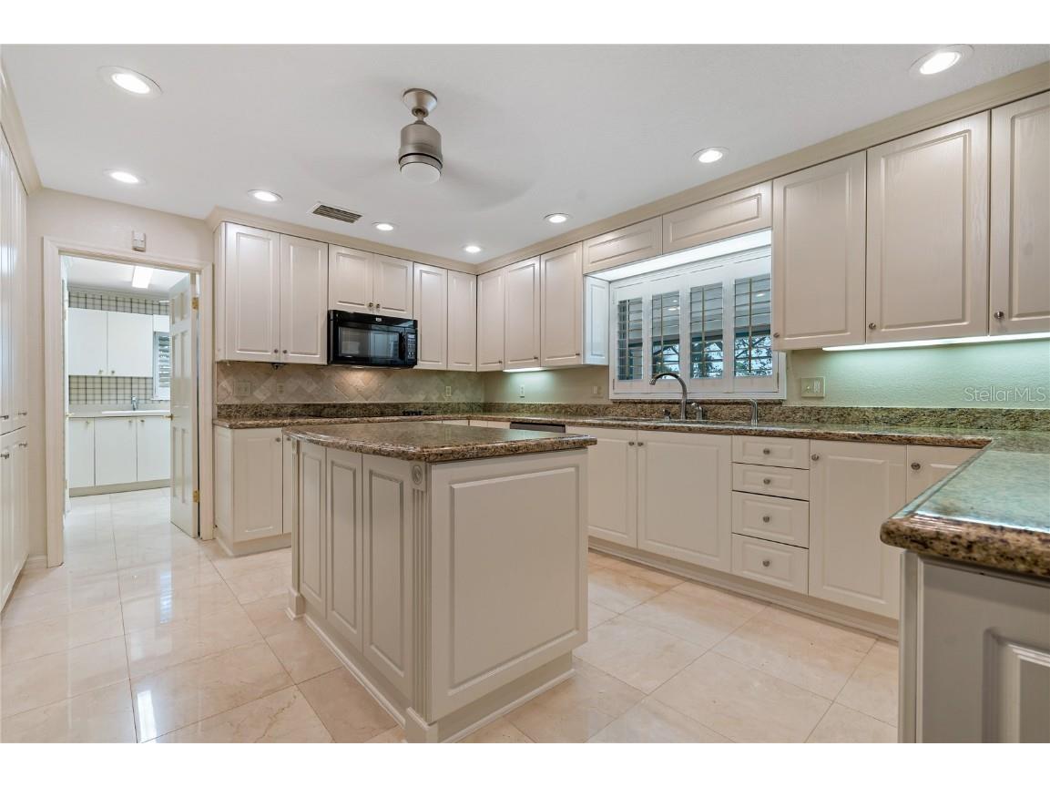 2534 Heron Lane N Clearwater FL 33762 TB8414308 image11