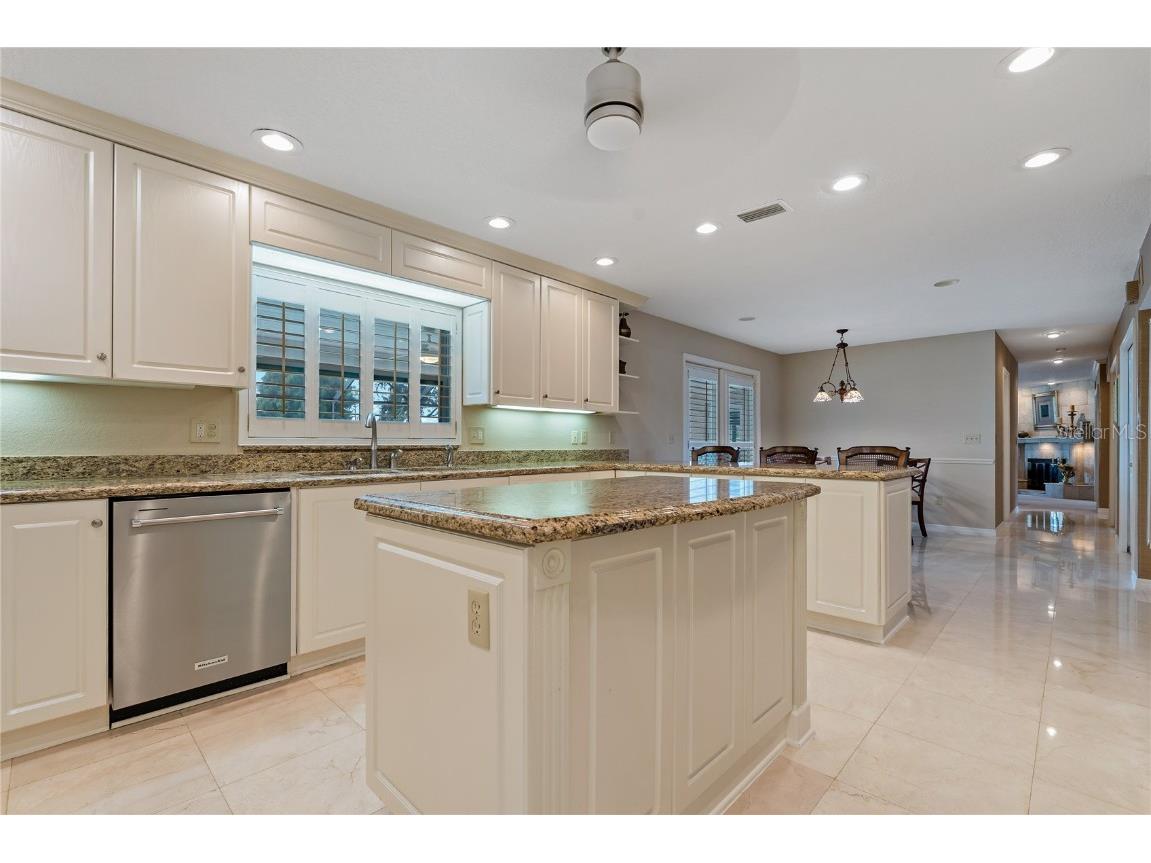 2534 Heron Lane N Clearwater FL 33762 TB8414308 image18