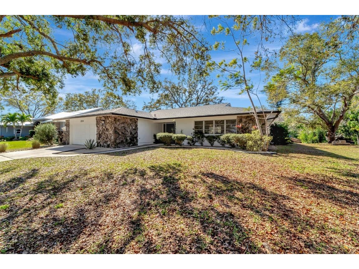 2534 River Ridge Drive Sarasota FL 34239 FC298158 image1