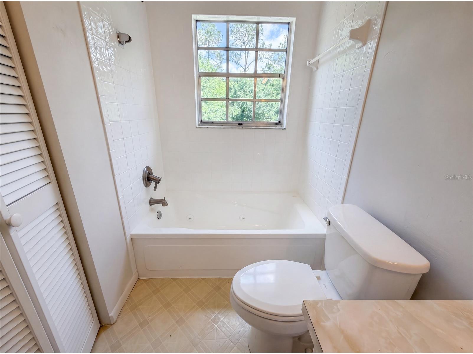 2534 Victarra Circle Lutz FL 33559 O6409654 image14
