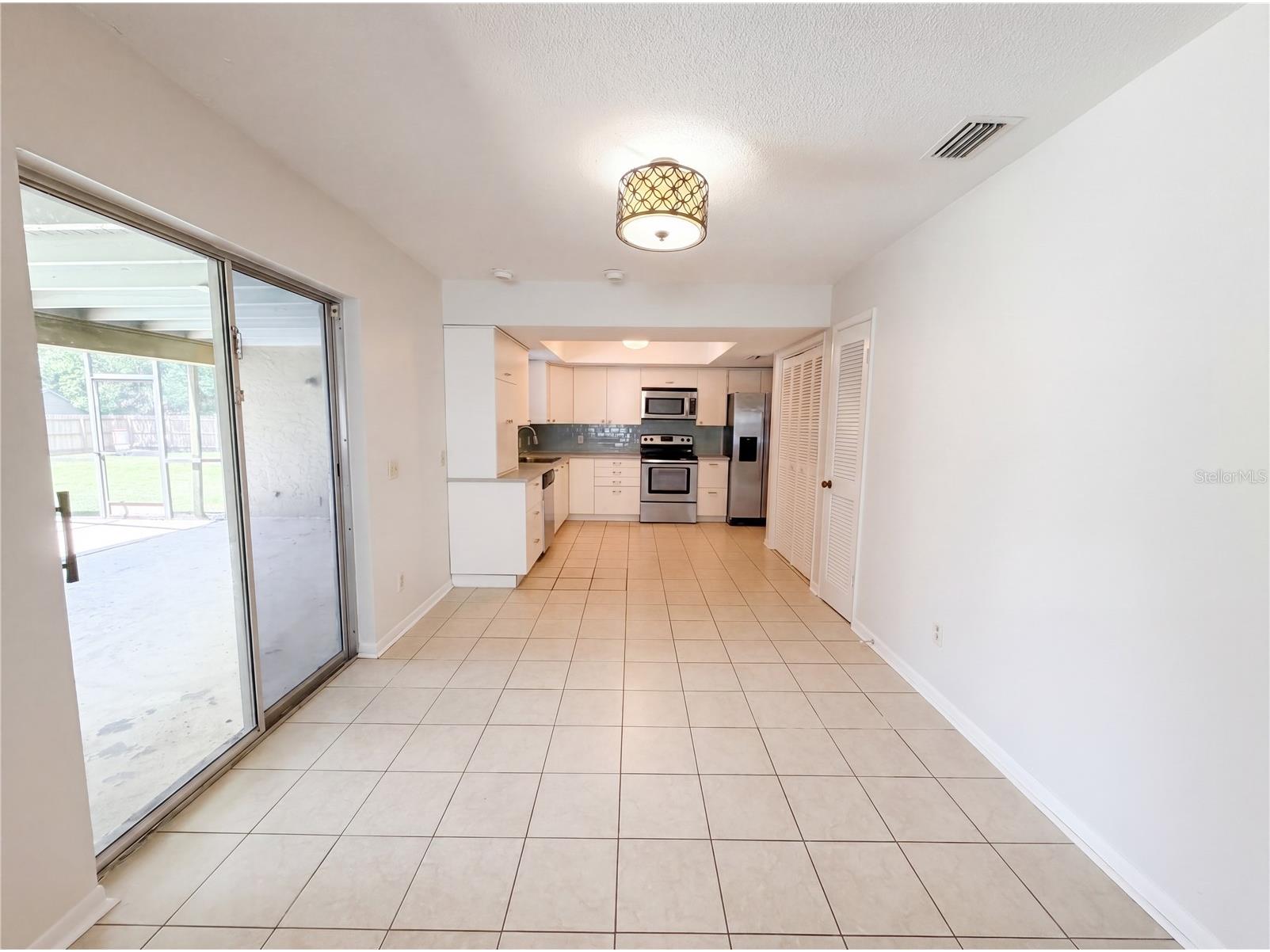 2534 Victarra Circle Lutz FL 33559 O6409654 image6