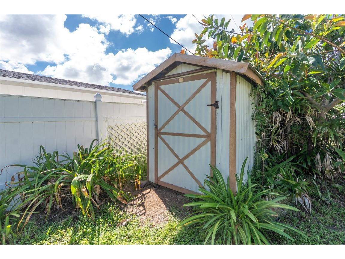 2535 10th Street Englewood FL 34224 - OYSTER CREEK D6143068 image30