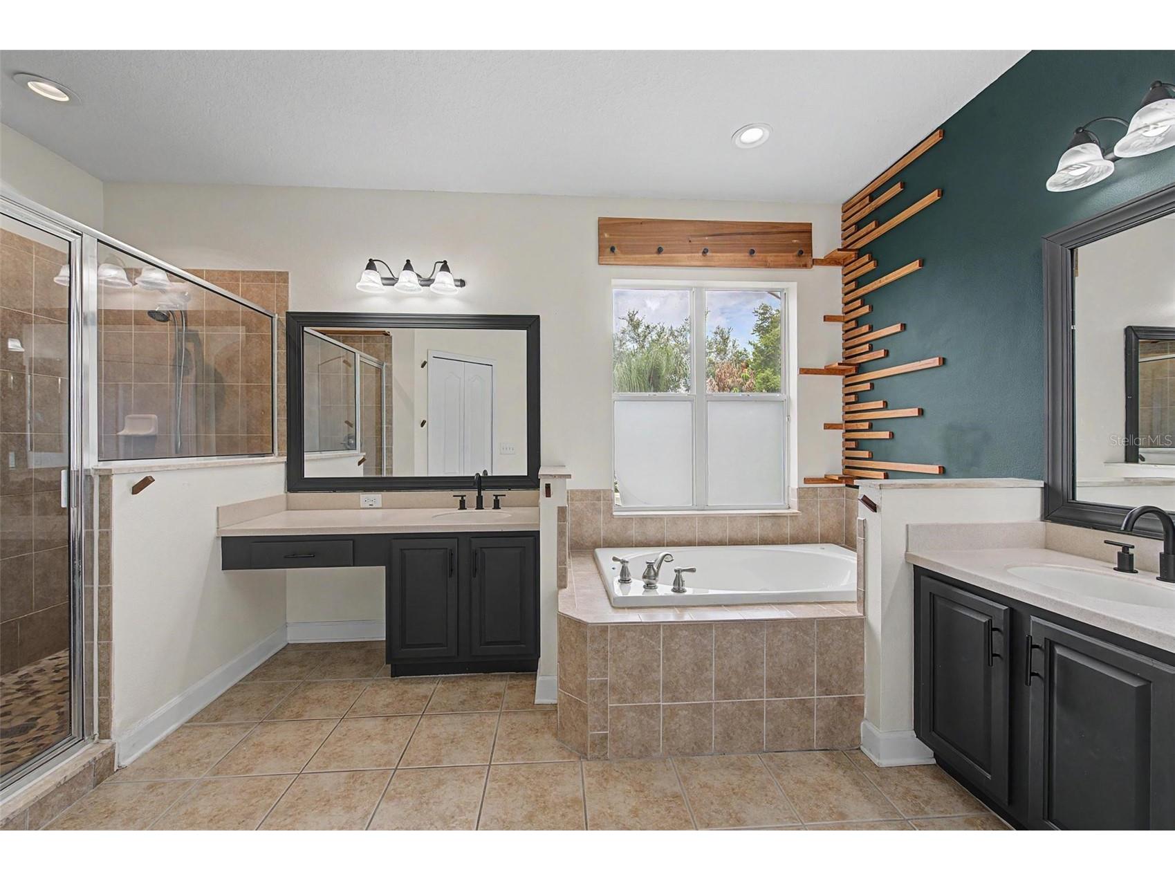 2535 Cross More Street Valrico FL 33594 TB8527138 image27