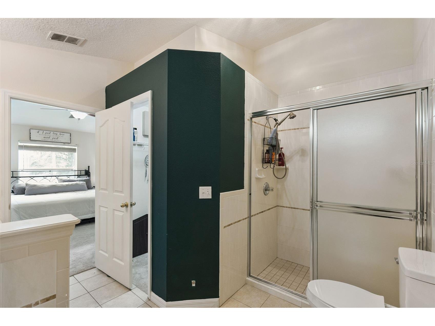 2535 E Lake Drive Deland FL 32724 - LAKE DAYTONA V4950116 image13