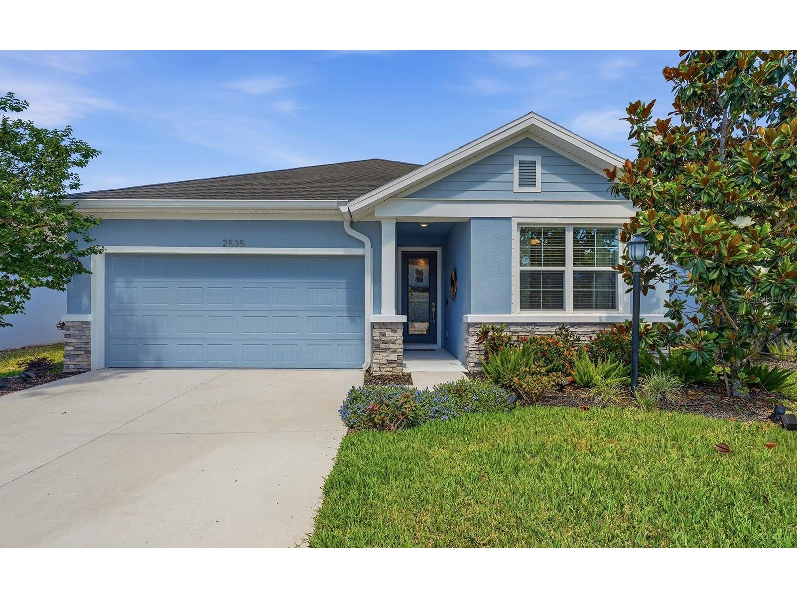 2535 Fireflag Lane Sarasota FL 34232 A4682846 image1
