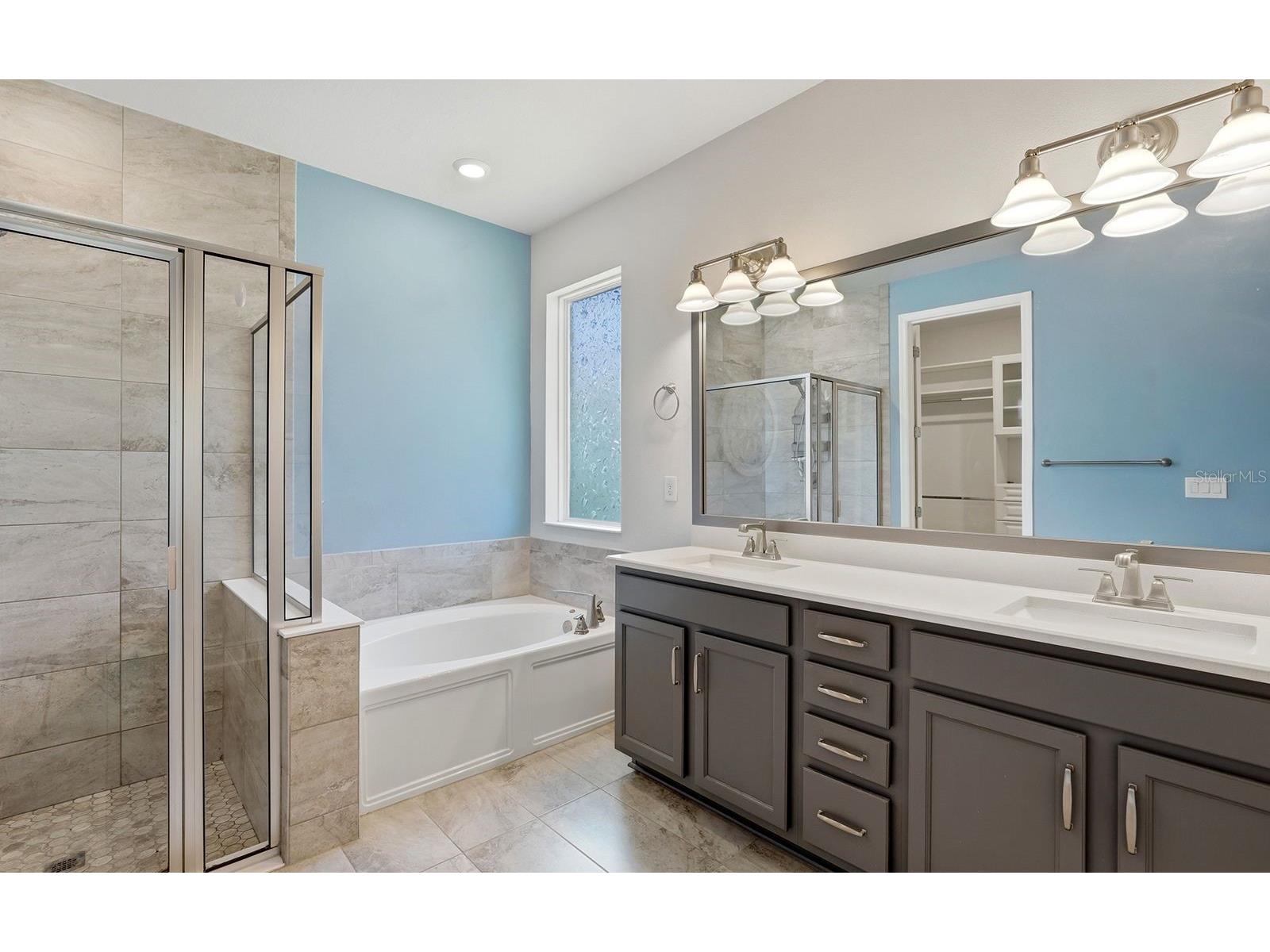 2535 Fireflag Lane Sarasota FL 34232 A4682846 image20