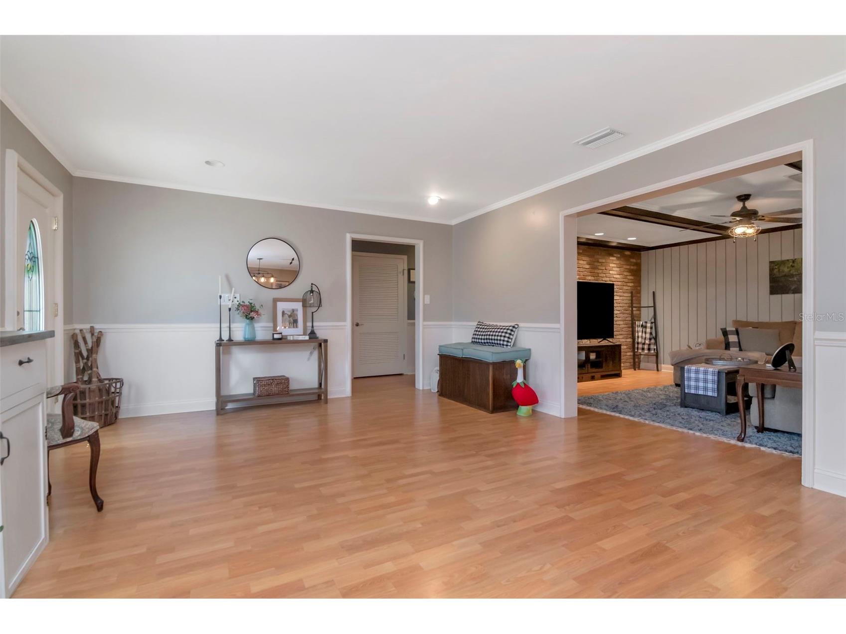 2535 Lake Ellen Drive Tampa FL 33618 TB8480296 image6