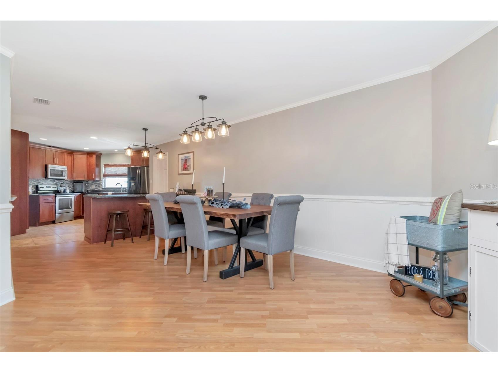 2535 Lake Ellen Drive Tampa FL 33618 TB8480296 image9
