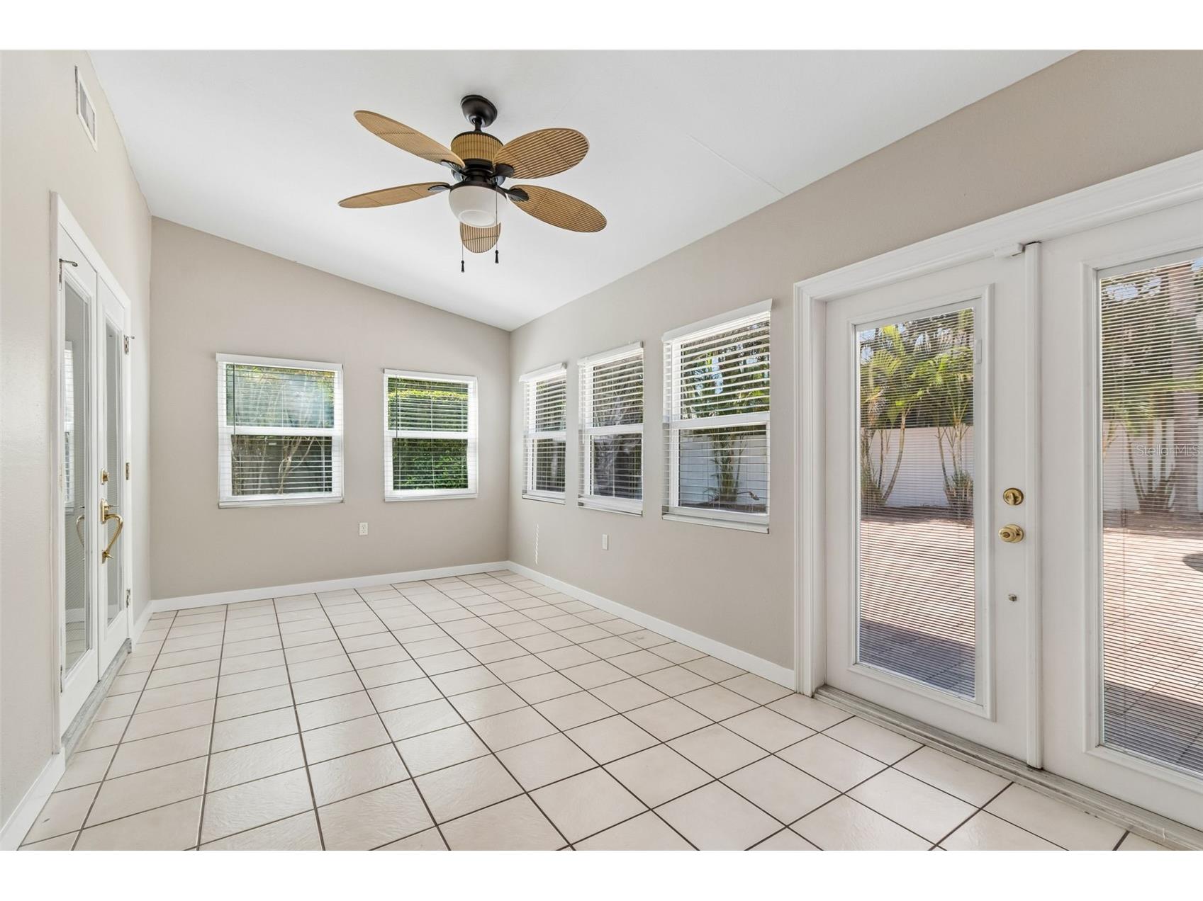2536 Countryside Pines Drive Clearwater FL 33761 TB8520968 image32