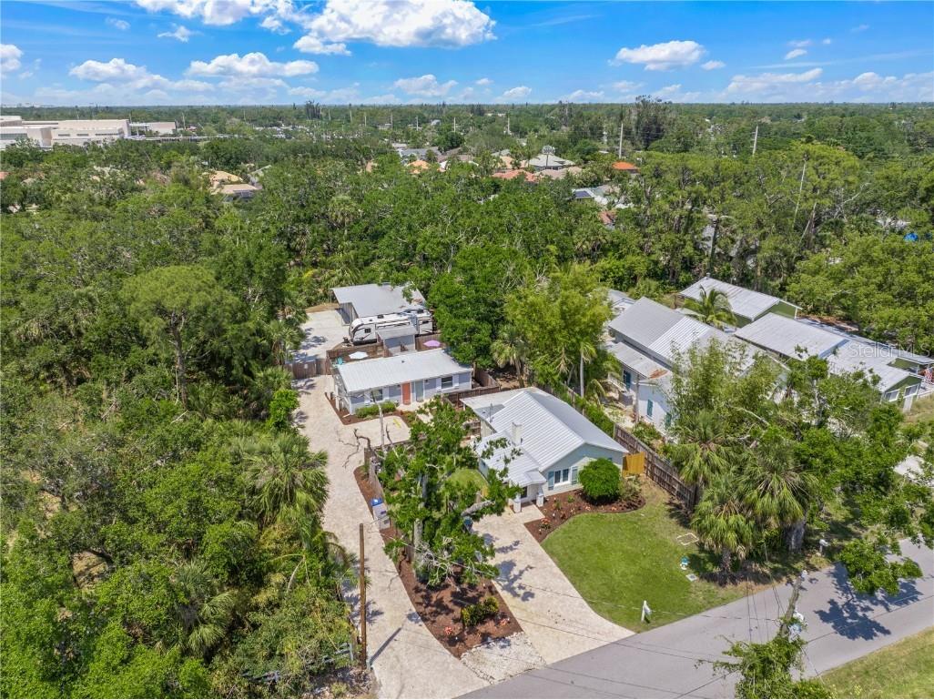 2537 Ashton Road Sarasota FL 34231 A4650398 image1