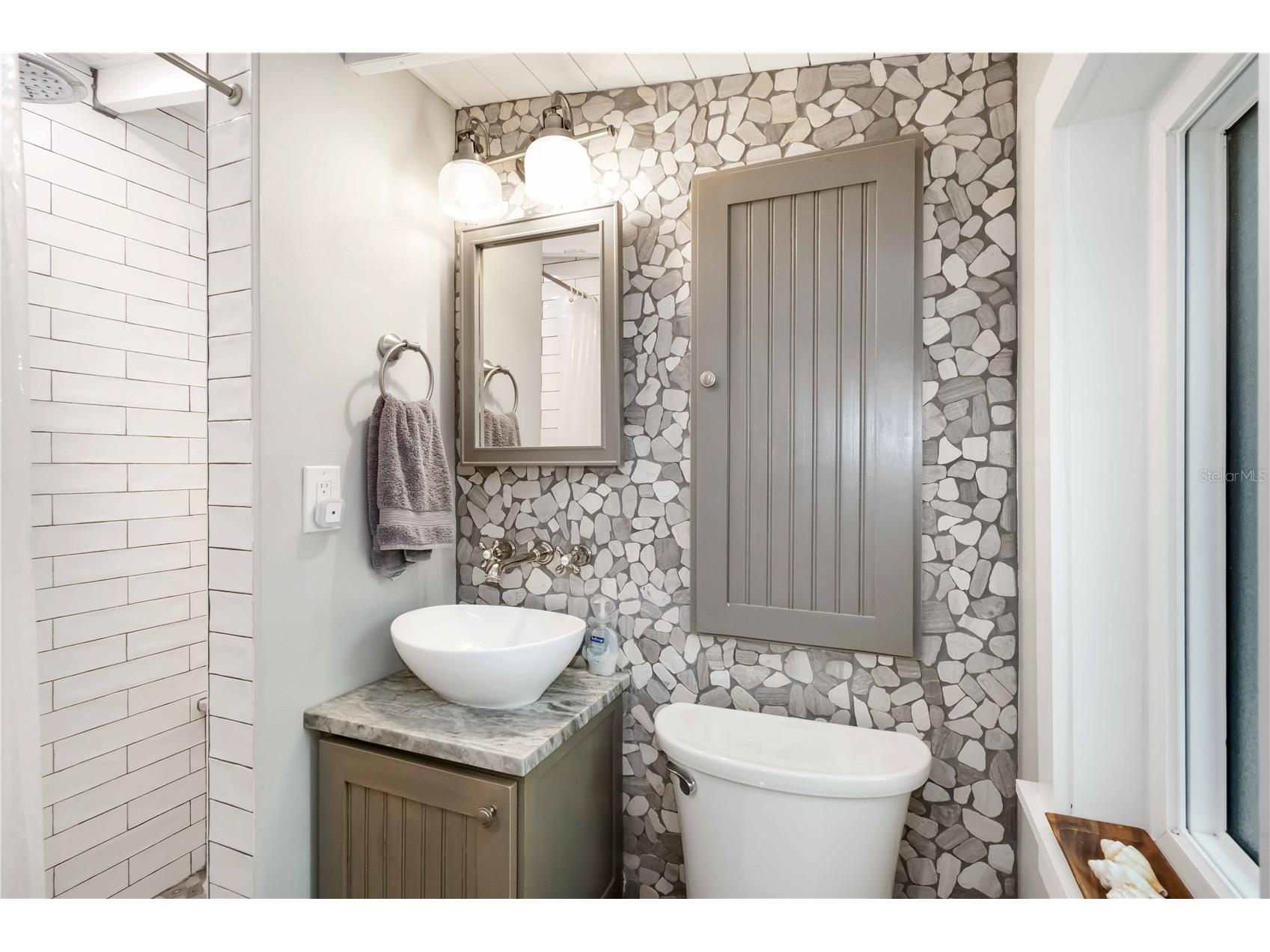 2537 Ashton Road Sarasota FL 34231 A4676498 image16