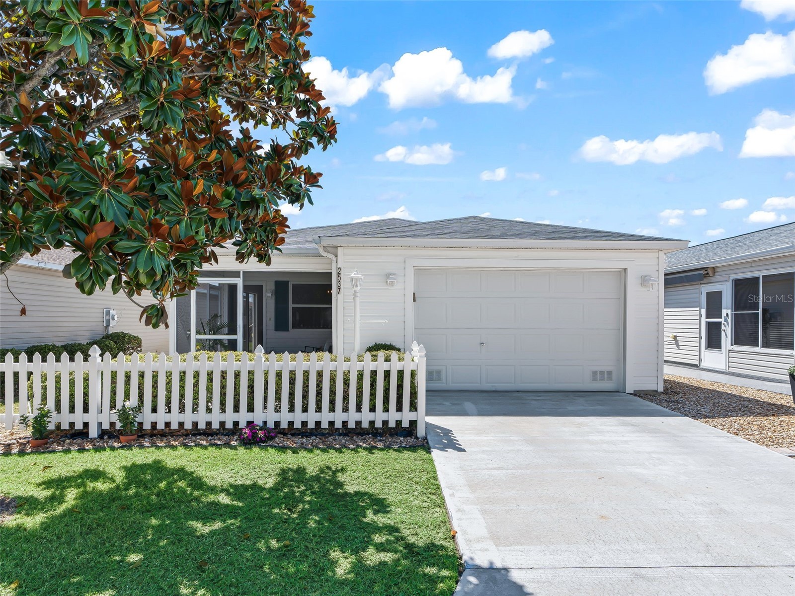 2537 Birch Avenue The Villages FL 32162 G5112436 image1