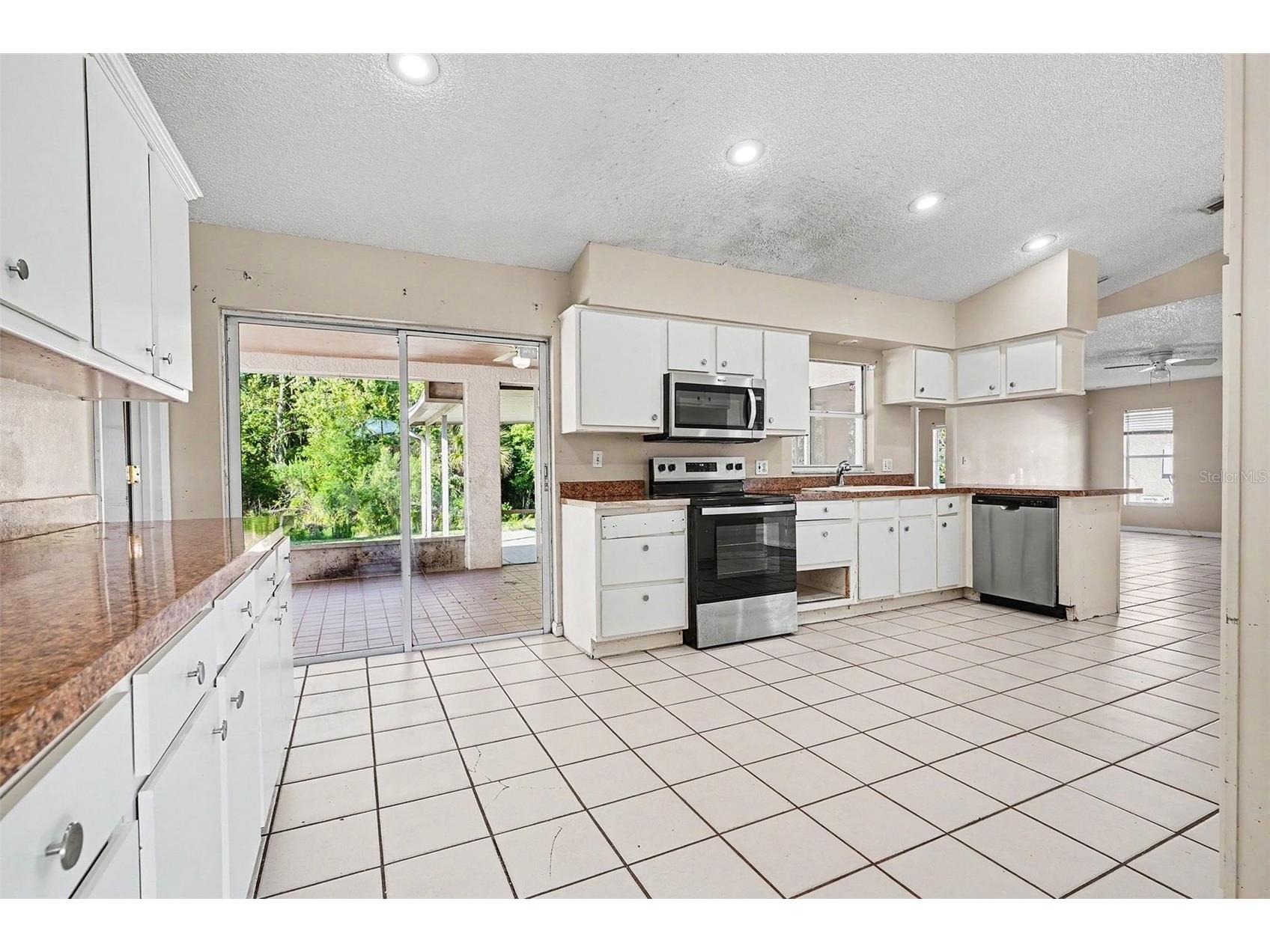 2537 Jasmine Trace Drive Kissimmee FL 34758 O6406139 image6