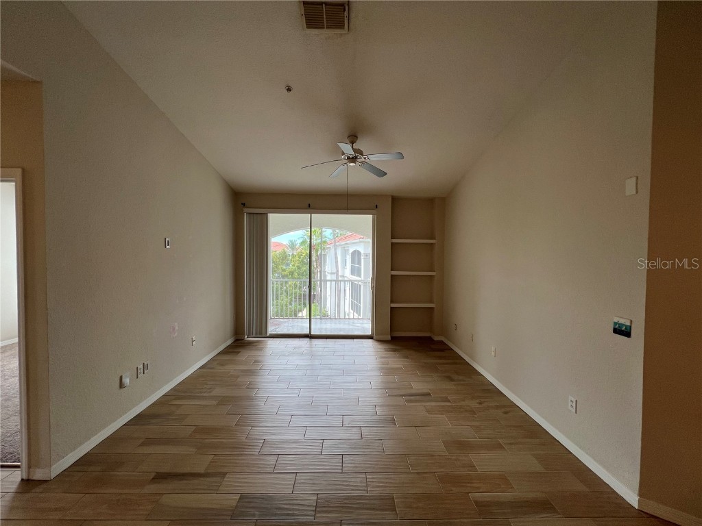 2537 Maitland Crossing Way #308 Orlando FL 32810 O6347422 image3