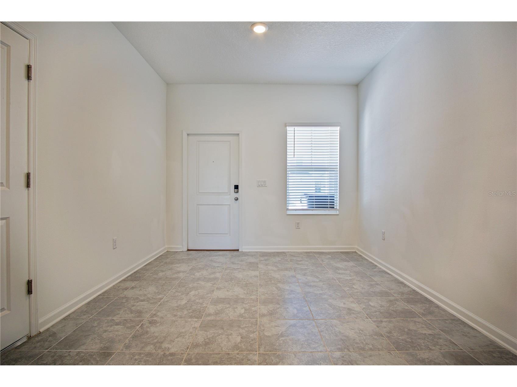 2537 Skyline Loop Kissimmee FL 34758 P4938664 image11