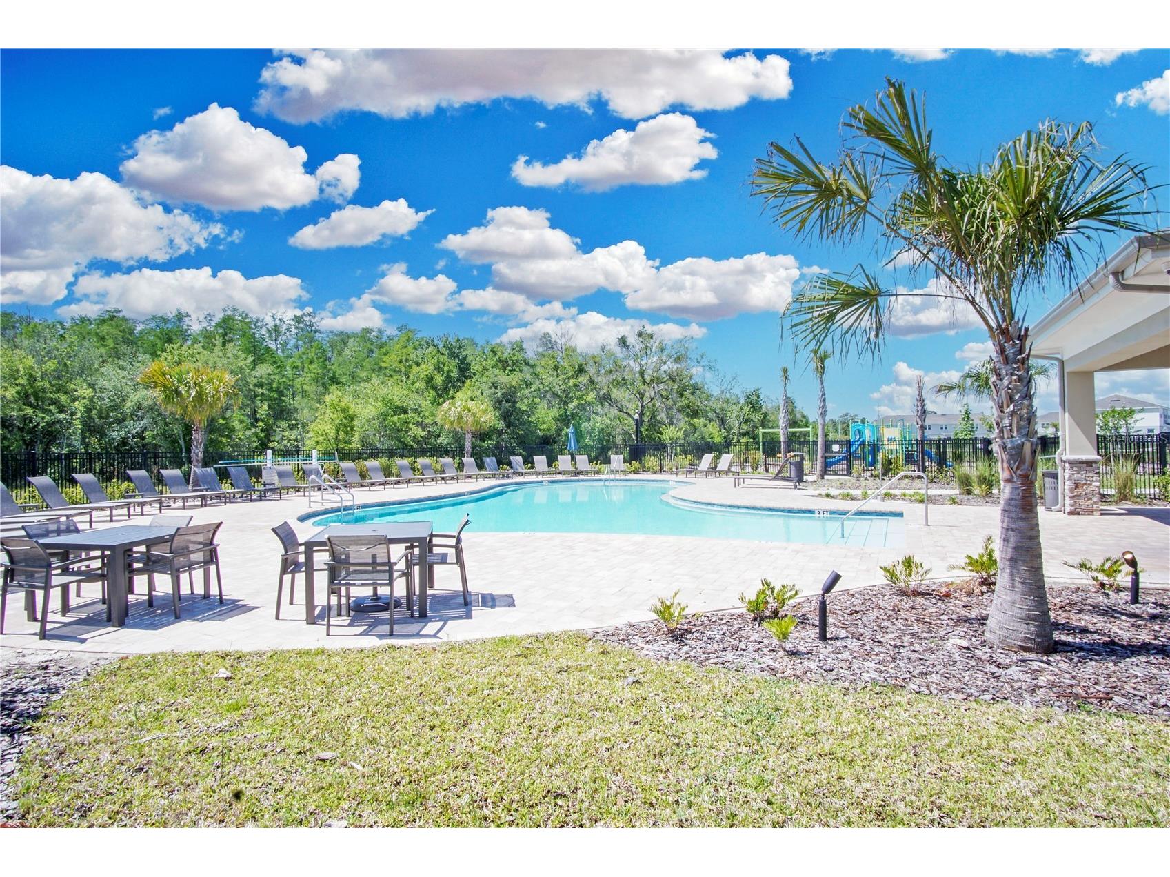 2537 Skyline Loop Kissimmee FL 34758 P4938664 image31