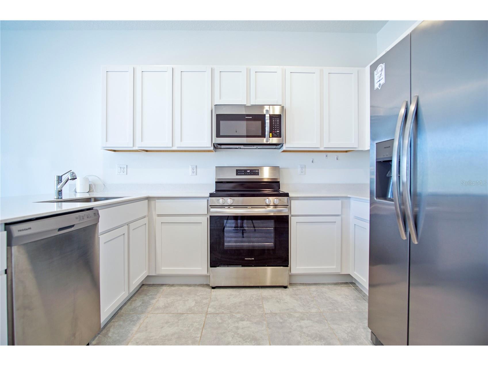 2537 Skyline Loop Kissimmee FL 34758 P4938664 image5