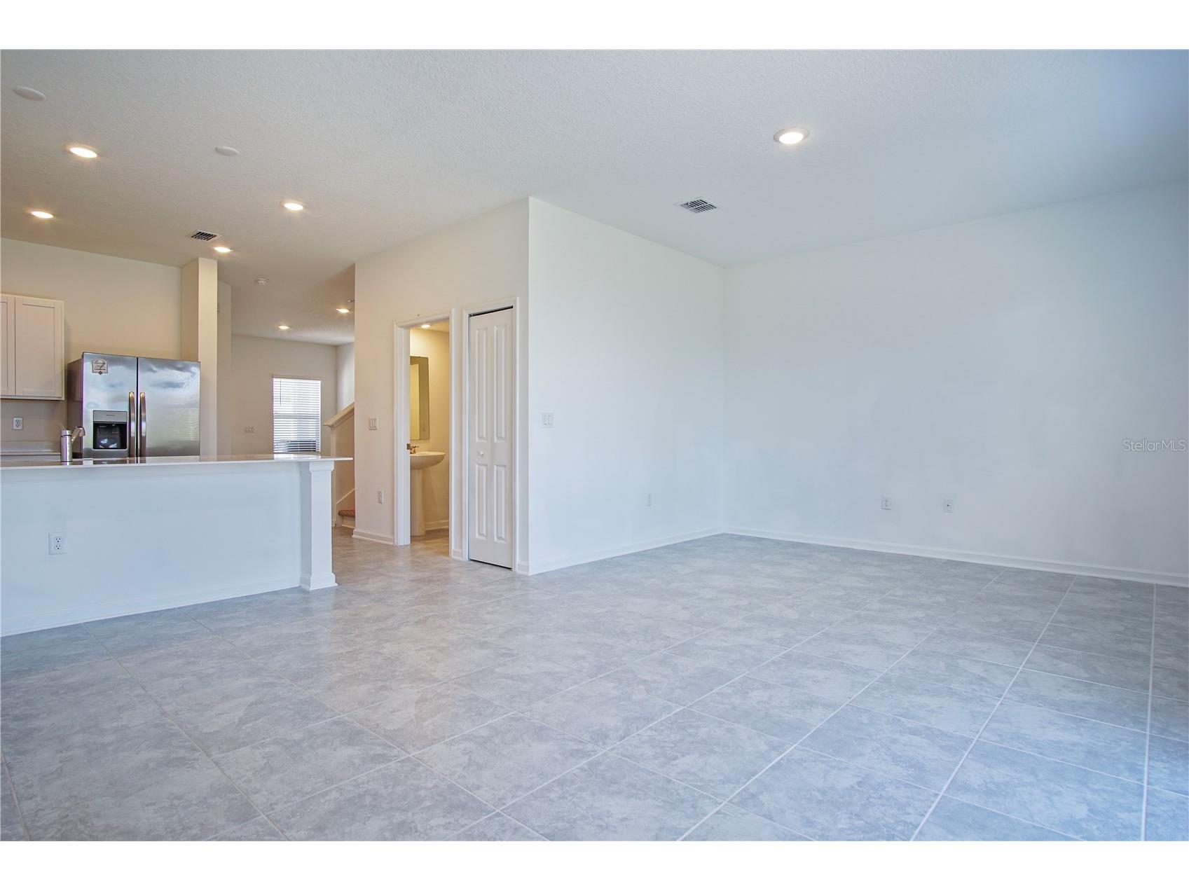 2537 Skyline Loop Kissimmee FL 34758 P4938664 image8