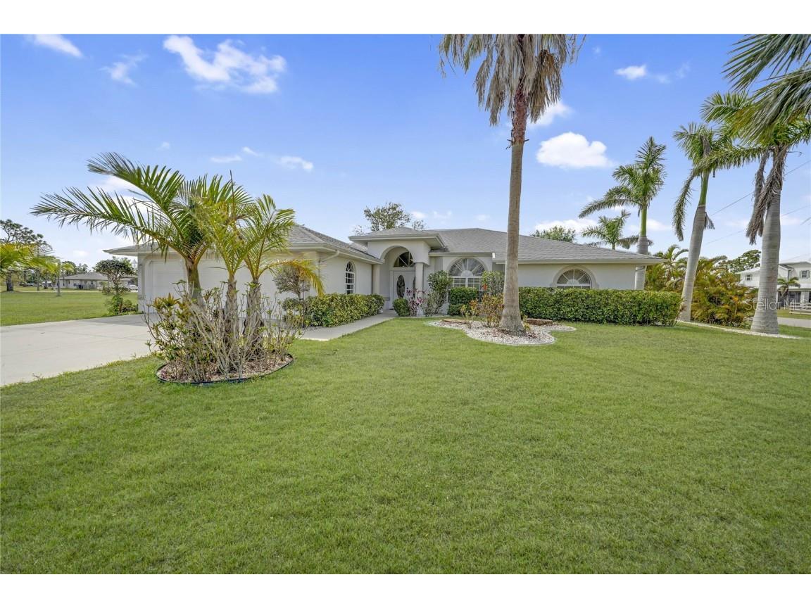 25371 Alicante Drive Punta Gorda FL 33955 C7472829 image1