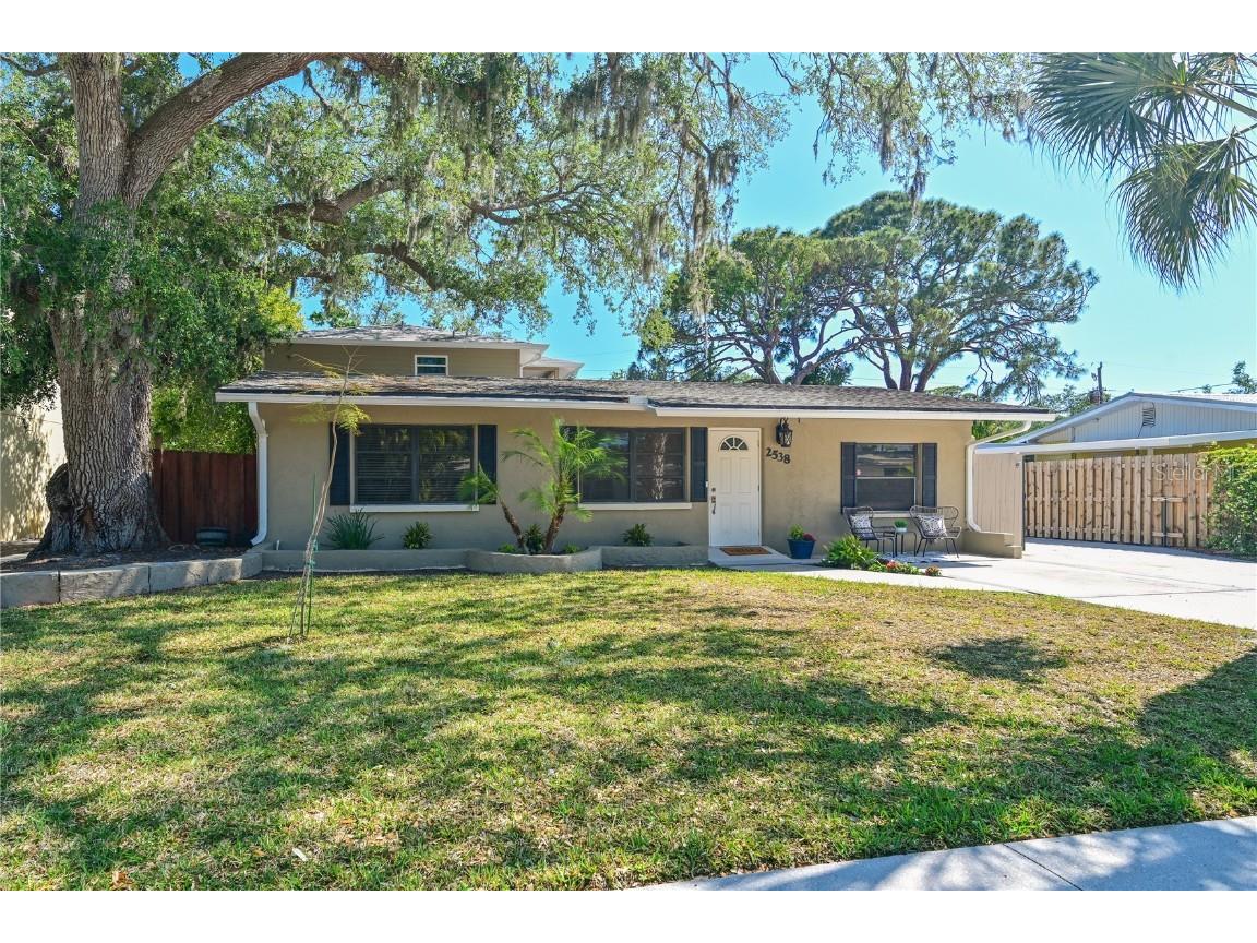 2538 Floyd Street Sarasota FL 34239 A4649112 image1