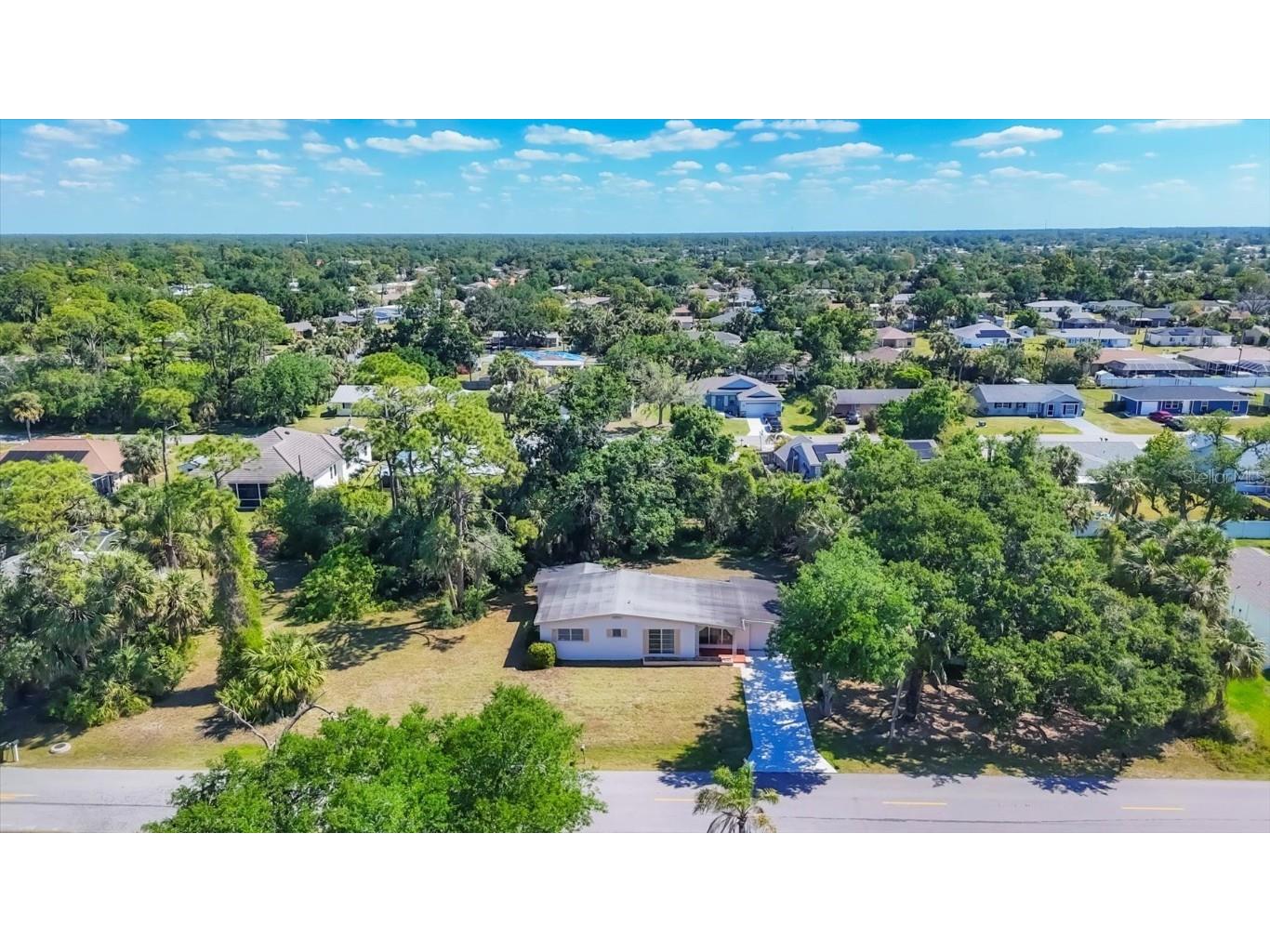 2538 Lakeshore Circle Port Charlotte FL 33952 A4649850 image2