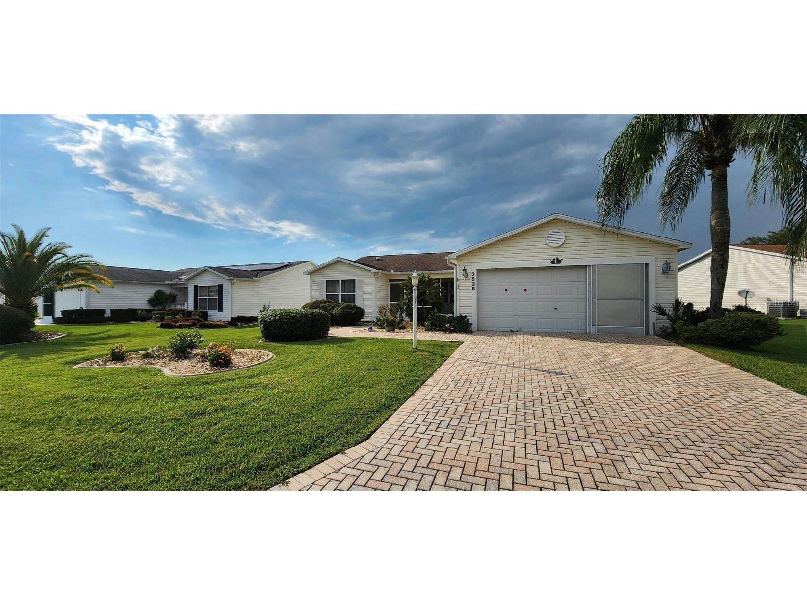 2538 Privada Drive The Villages FL 32162 O6340433 image1