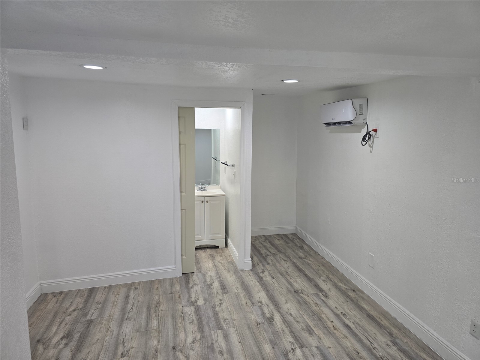 2538 W Hiawatha Street Tampa FL 33614 TB8492721 image30