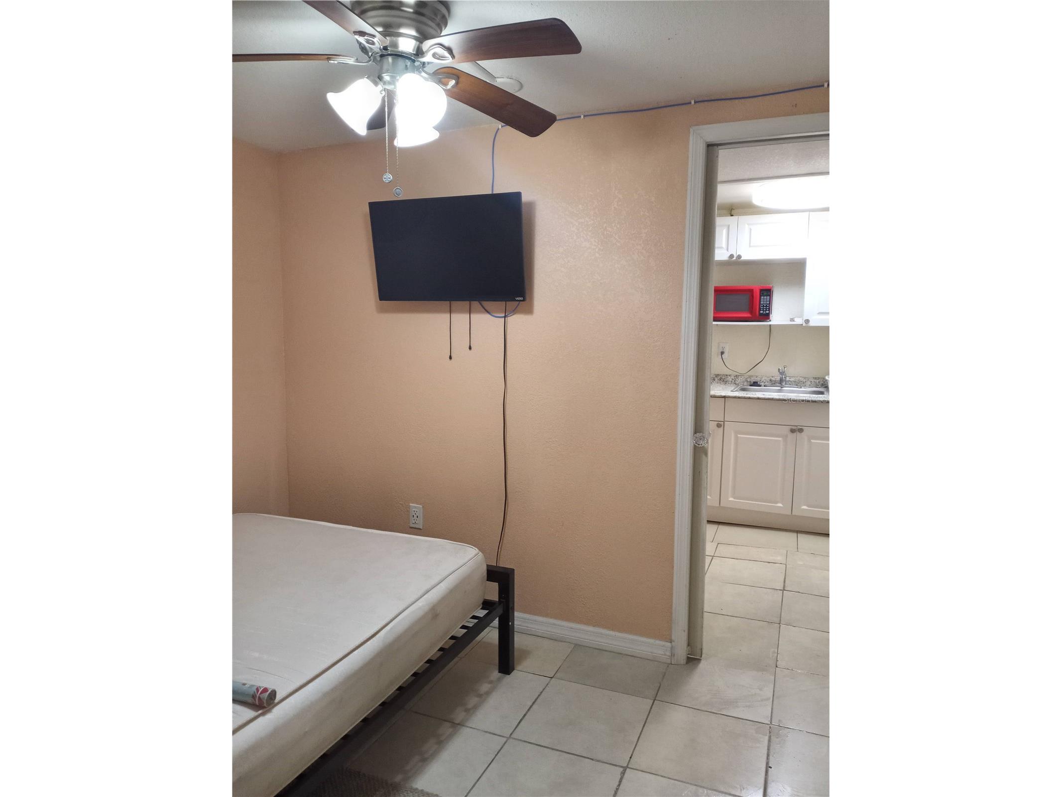 2538 W Hiawatha Street Tampa FL 33614 TB8492721 image43