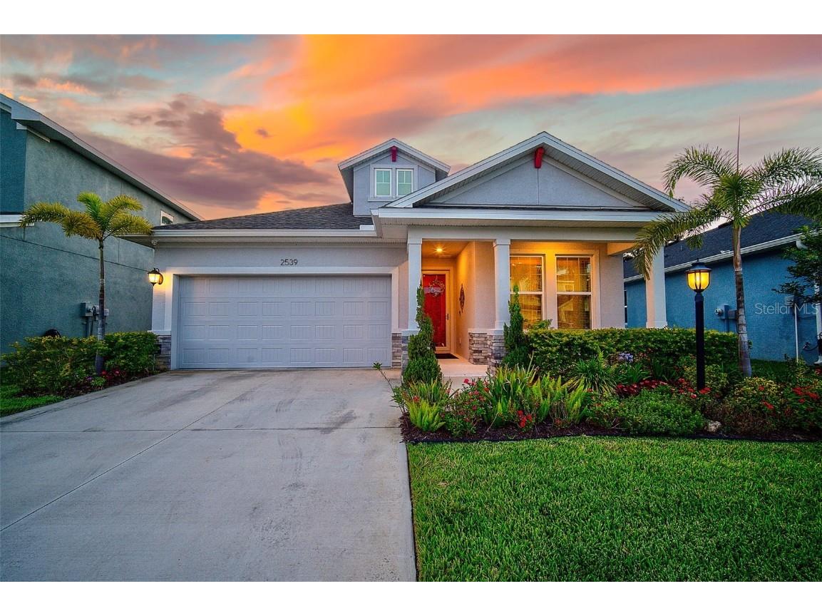 2539 Fireflag Lane Sarasota FL 34232 A4568265 image1