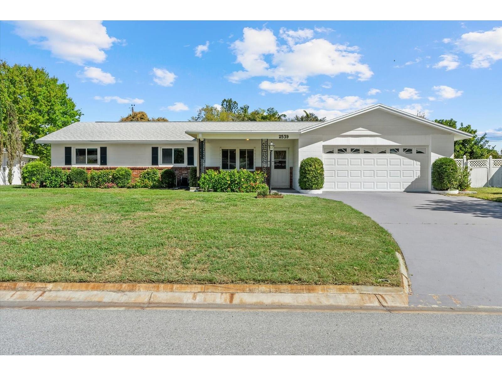 2539 Orsova Way Sarasota FL 34231 TB8463137 image1