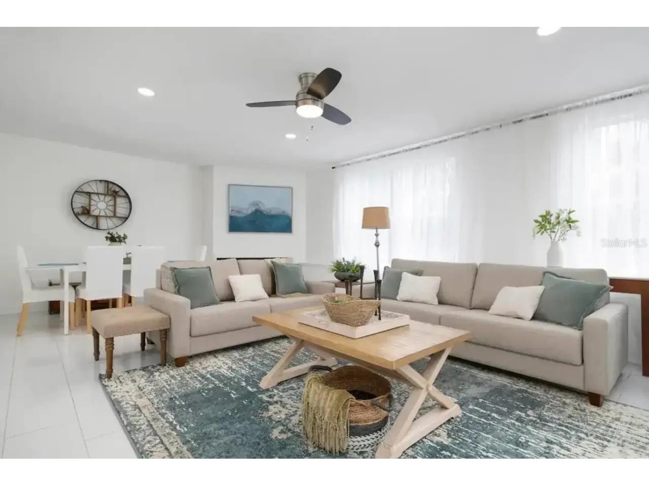 2539 Trinidad Street Sarasota FL 34231 A4685739 image4
