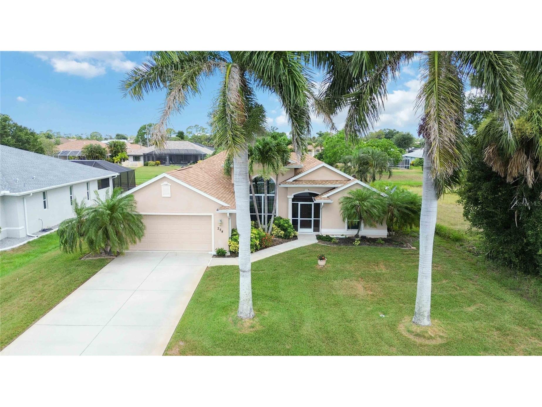 254 Broadmoor Lane Rotonda West FL 33947 D6147924 image1